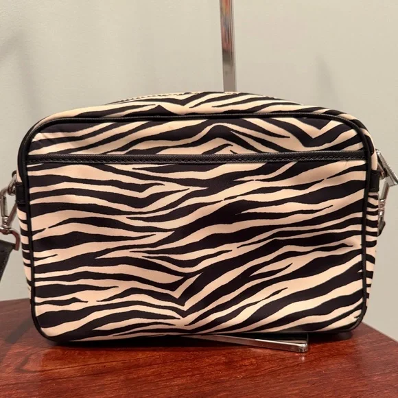 Michael Kors Zebra Print Bag with charm - Picture 7 of 10